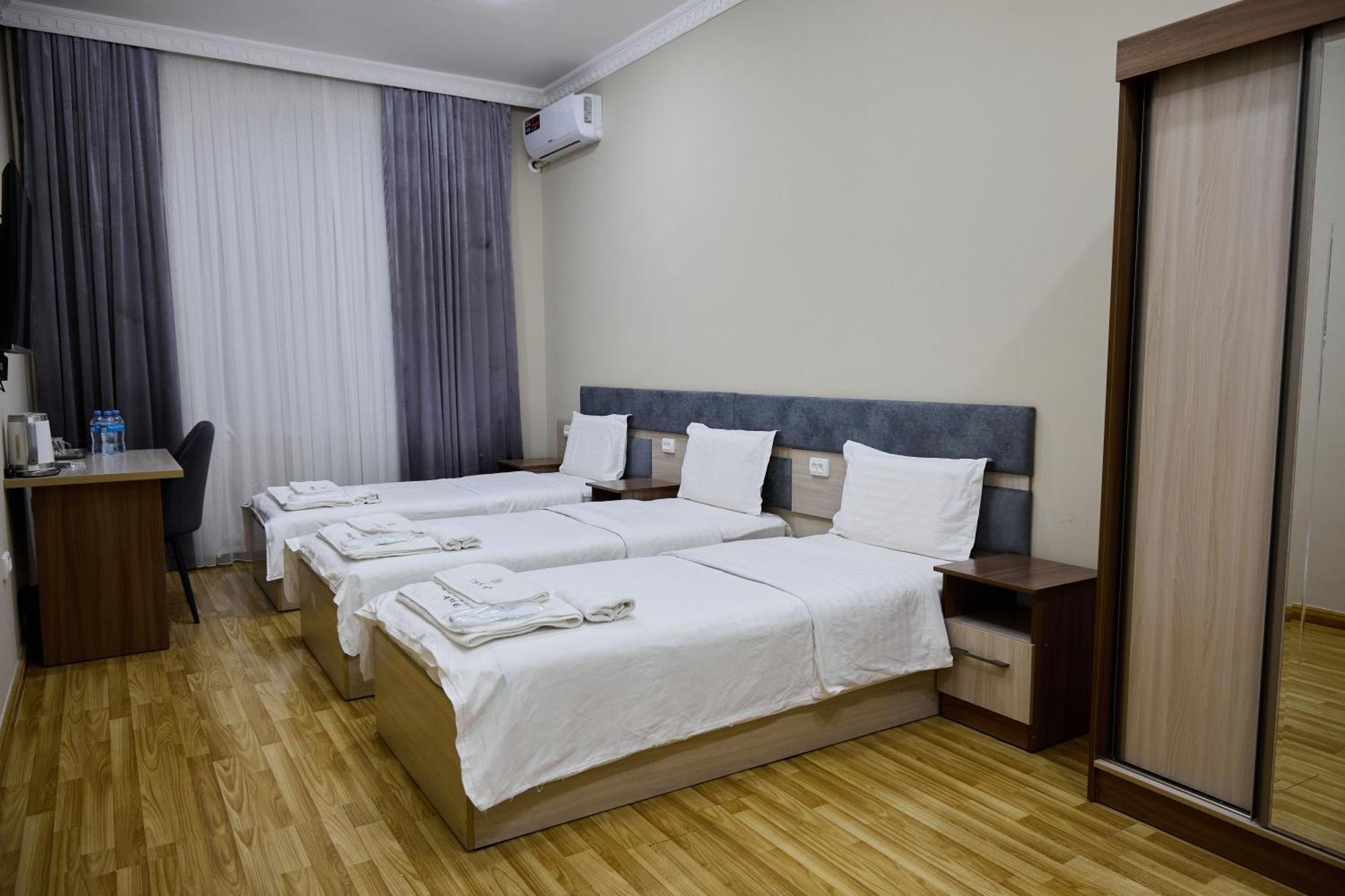 Art Garden Hotel Tașkent Exterior foto